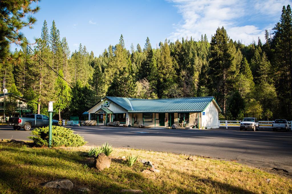 Yosemite Lakes 49